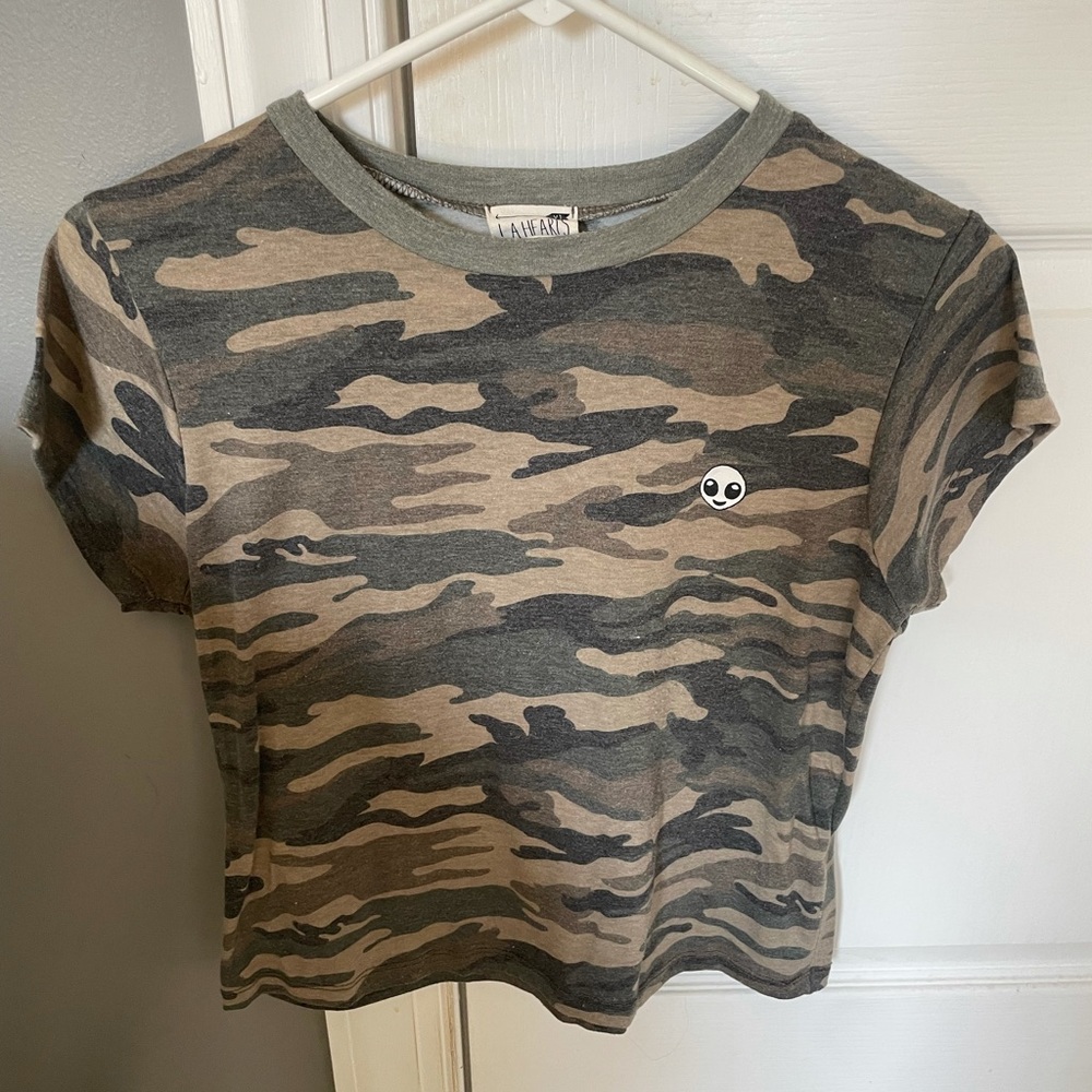 PacSun ‘LA Hearts’ camo top